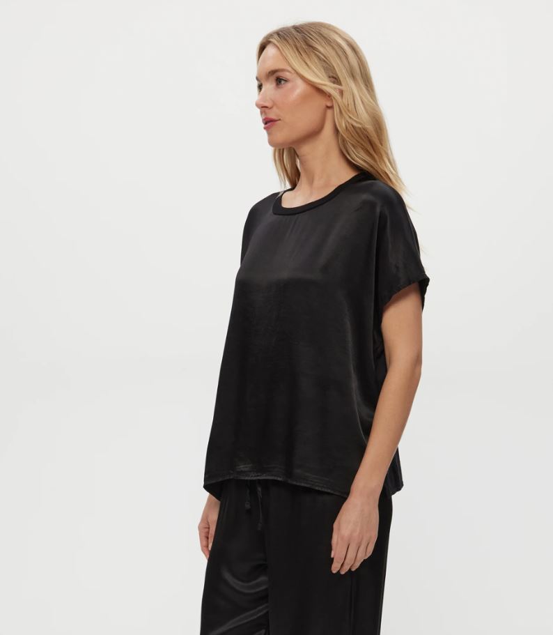 Satin Flow Tee - Black