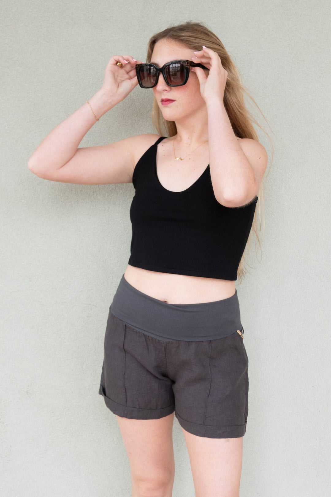 Fold Over Linen Short - Caviar - Jaffi's