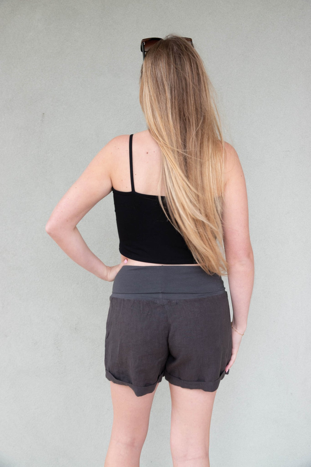 Fold Over Linen Short - Caviar - Jaffi's