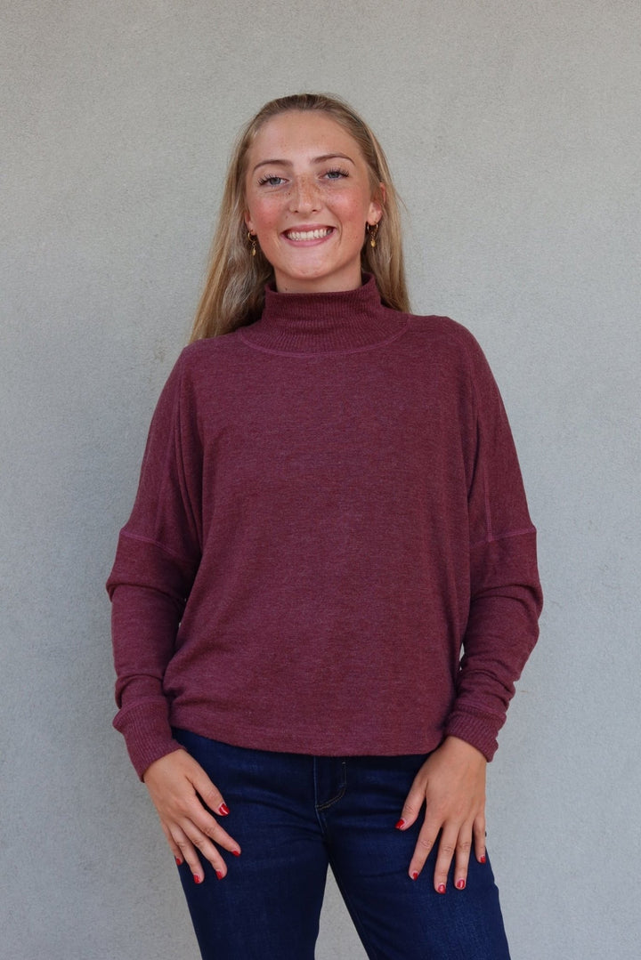 Frida Mock Neck Top - Port Royale - Jaffi&
