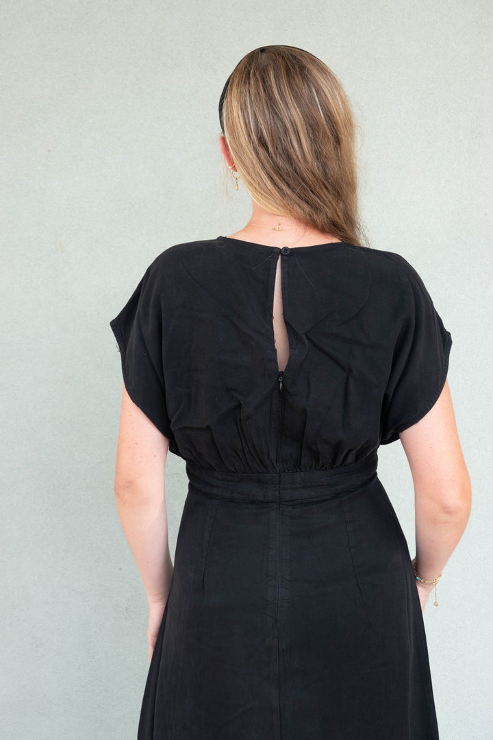 Geneve Midi Dress - Black - Jaffi&