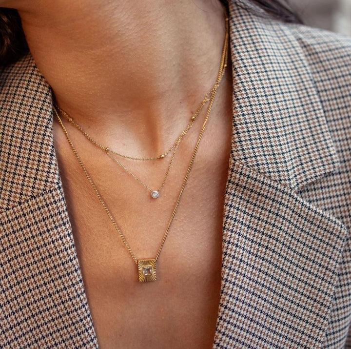 Getaway Necklace