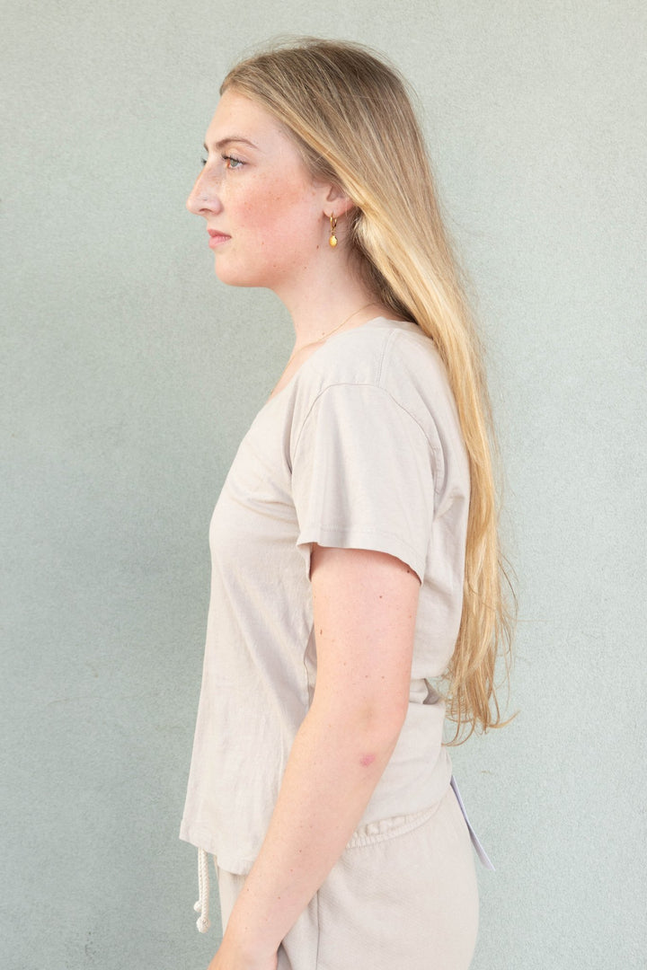 Hendrix Boxy V Neck Tee - Driftwood - Jaffi's