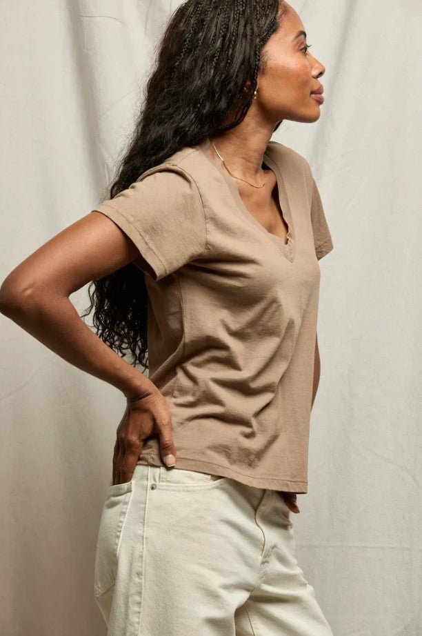 Hendrix Boxy V Neck Tee - Mocha - Jaffi's