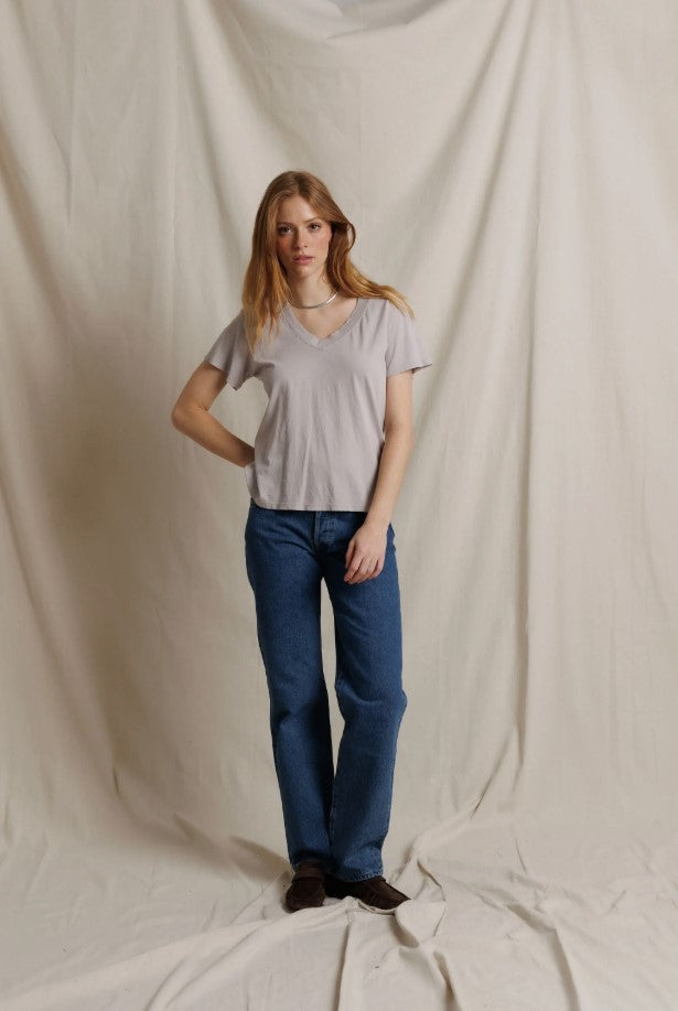 Hendrix Boxy V Neck Tee - Cloud Gray