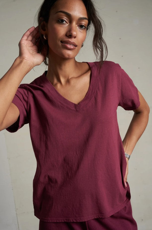 Hendrix Boxy V Neck Tee - Dark Burgundy
