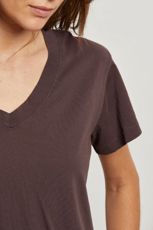 Hendrix Boxy V Neck Tee - Cocoa Powder
