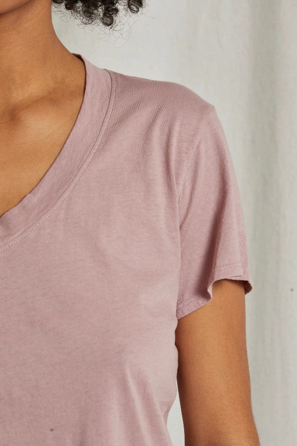 Hendrix Boxy V Neck Tee - Mauve