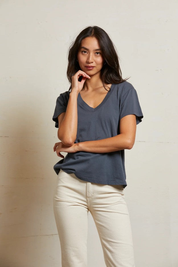 Hendrix Boxy V Neck Tee - Night