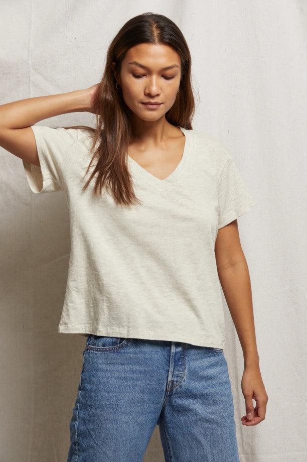 Hendrix Boxy V Neck Tee - Oatmeal