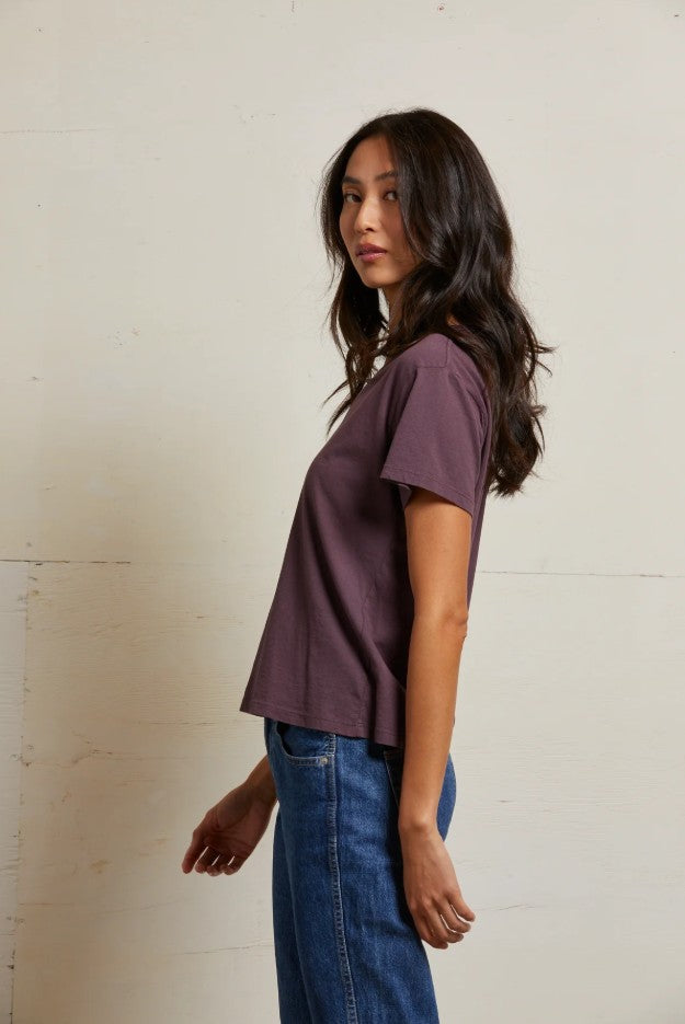 Hendrix Boxy V Neck Tee - Plum