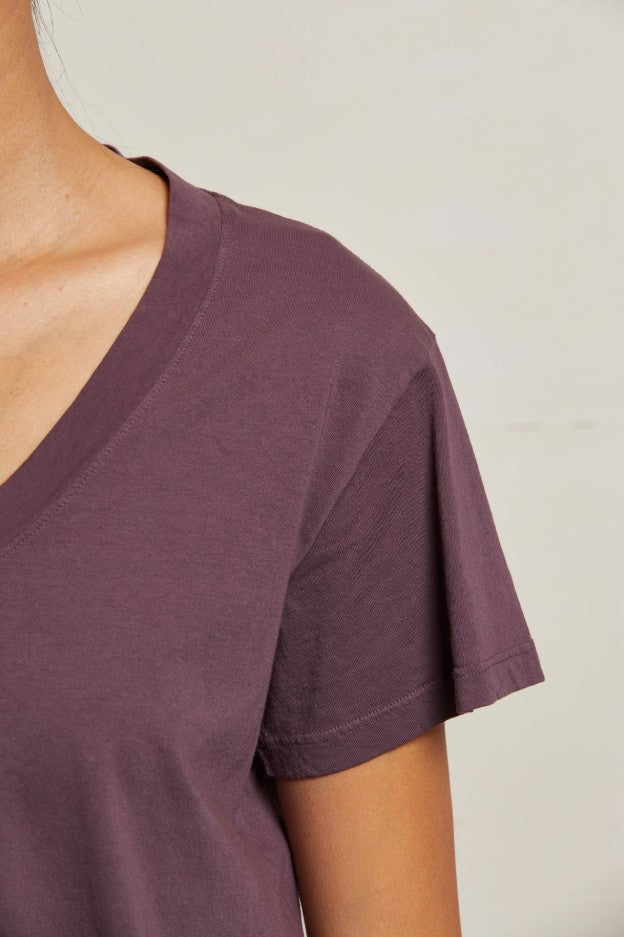 Hendrix Boxy V Neck Tee - Plum