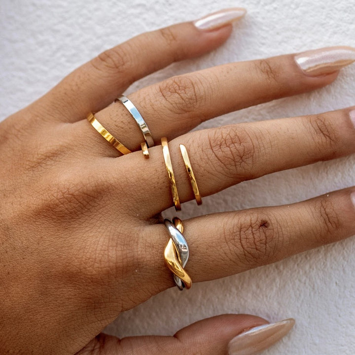 Intermix Ring