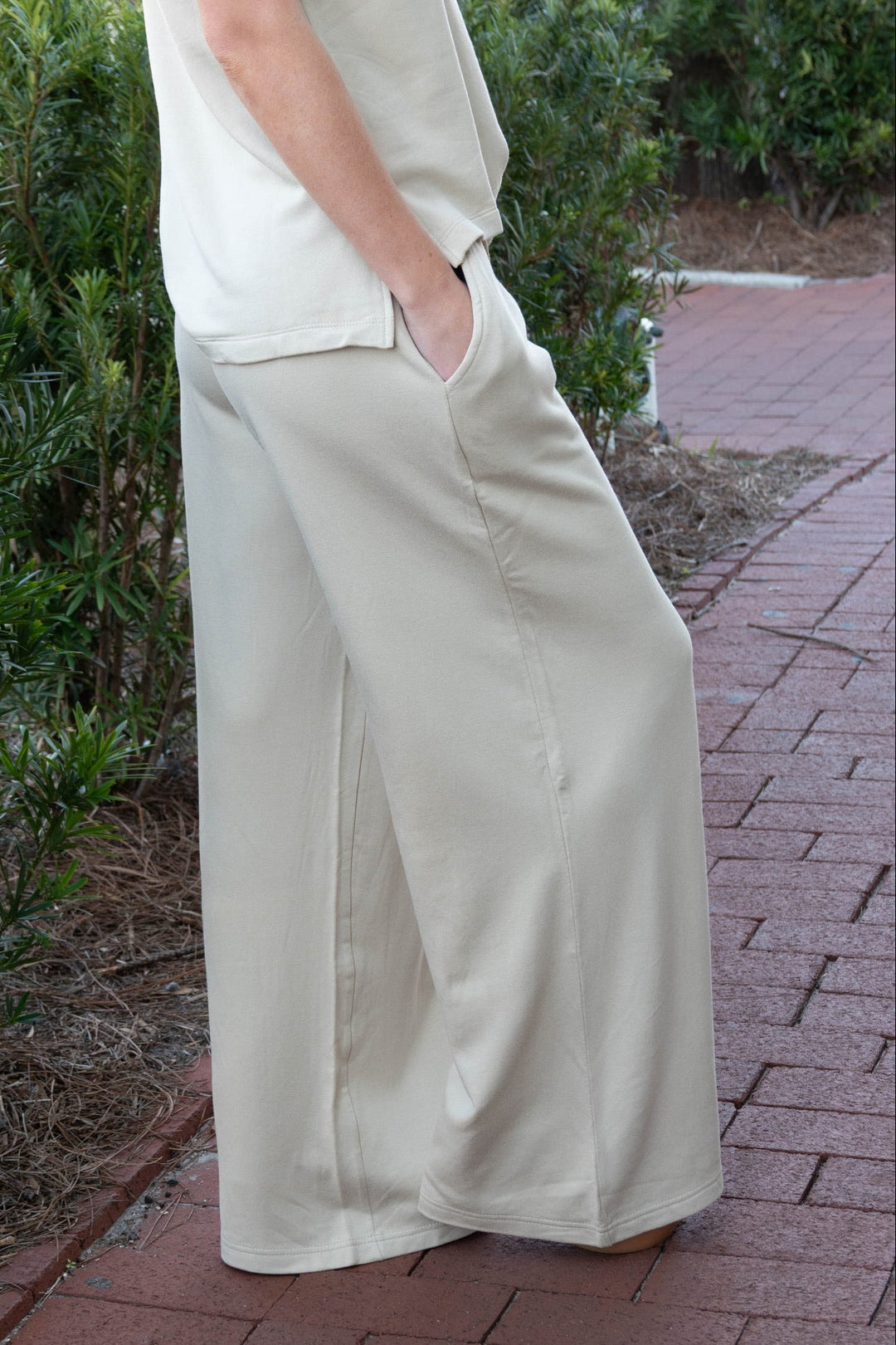 Jada Sweatpant - Light Fawn - Jaffi's