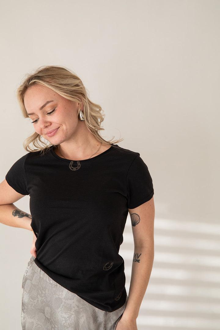 Embroidered Horseshoe Tee - Black