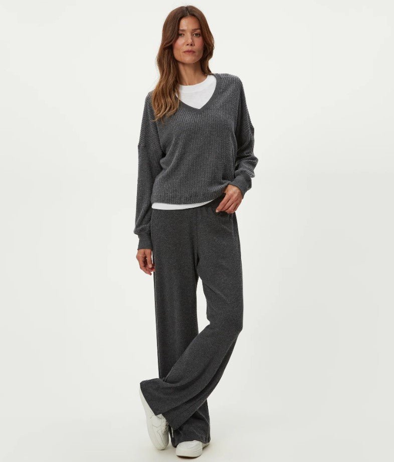 Leann Straight Rib Pant - Jaffi's