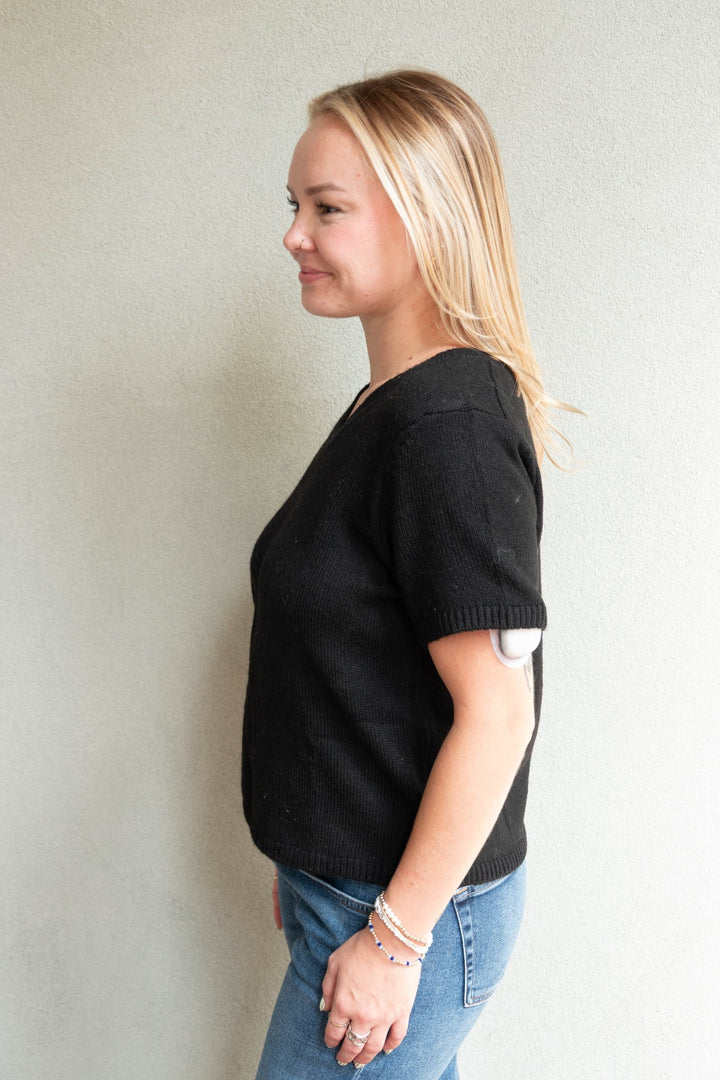 Leo V Neck Sweater - Black - Jaffi&