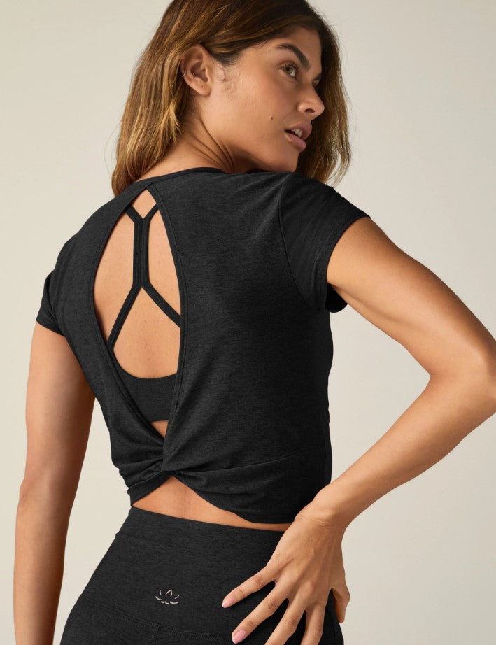 Let Go Twist Back Cropped Tee