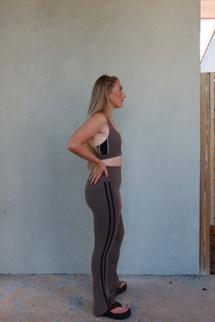 Lexi Rigor Bra - Lentil/Black - Jaffi&