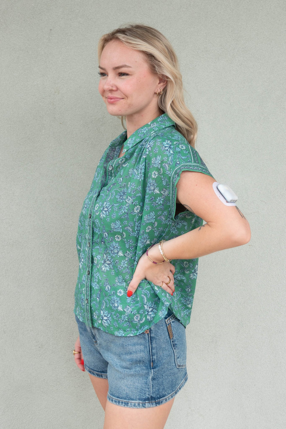 Liliane Short Sleeve Button Down - Aruba Border - Jaffi's