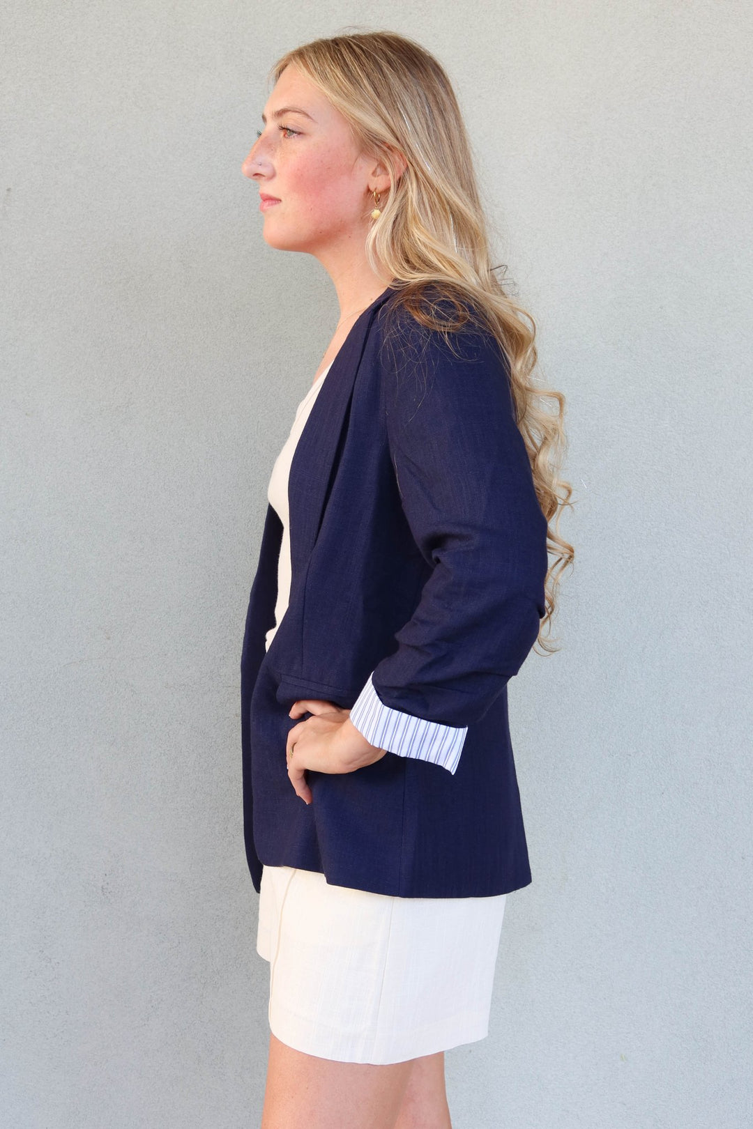 Linen Cinched Sleeve Blazer - Navy - Jaffi's