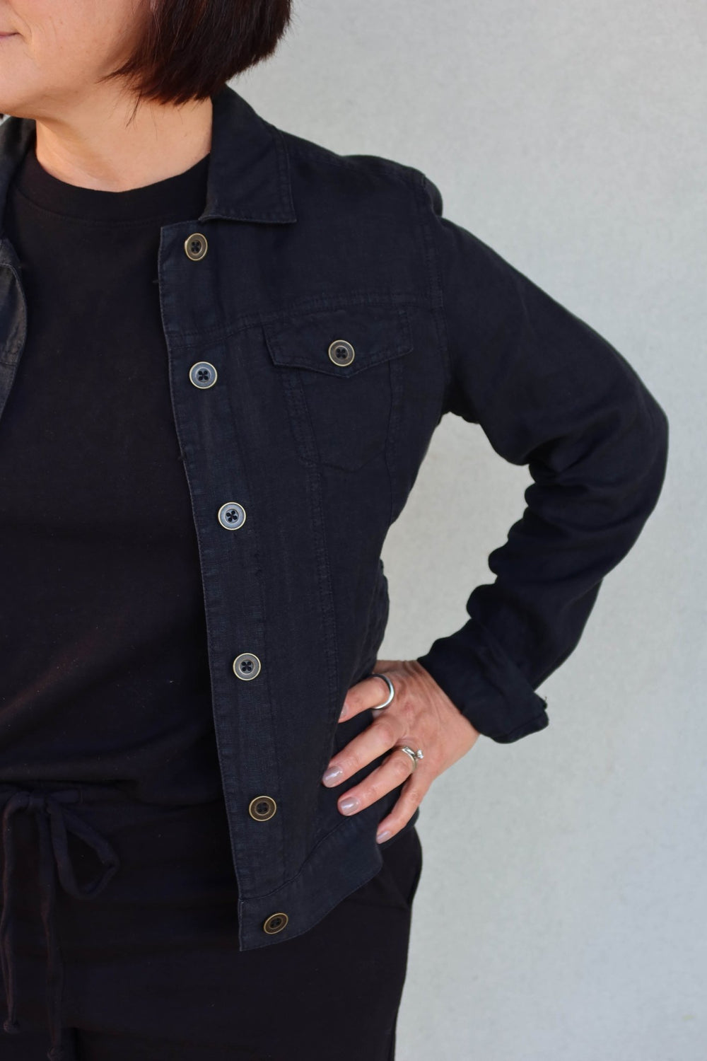 Linen Jean Trucker Jacket - Black - Jaffi's