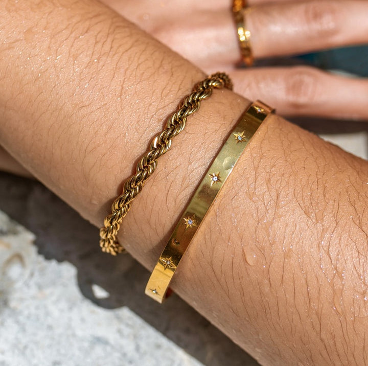 Gold Lucent Bangle