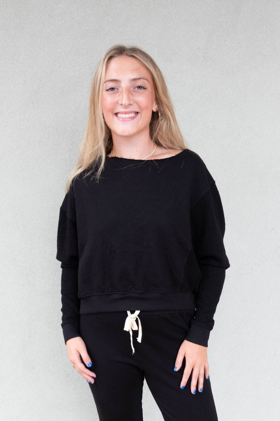 Maggie Off Shoulder Pullover - Black - Jaffi's