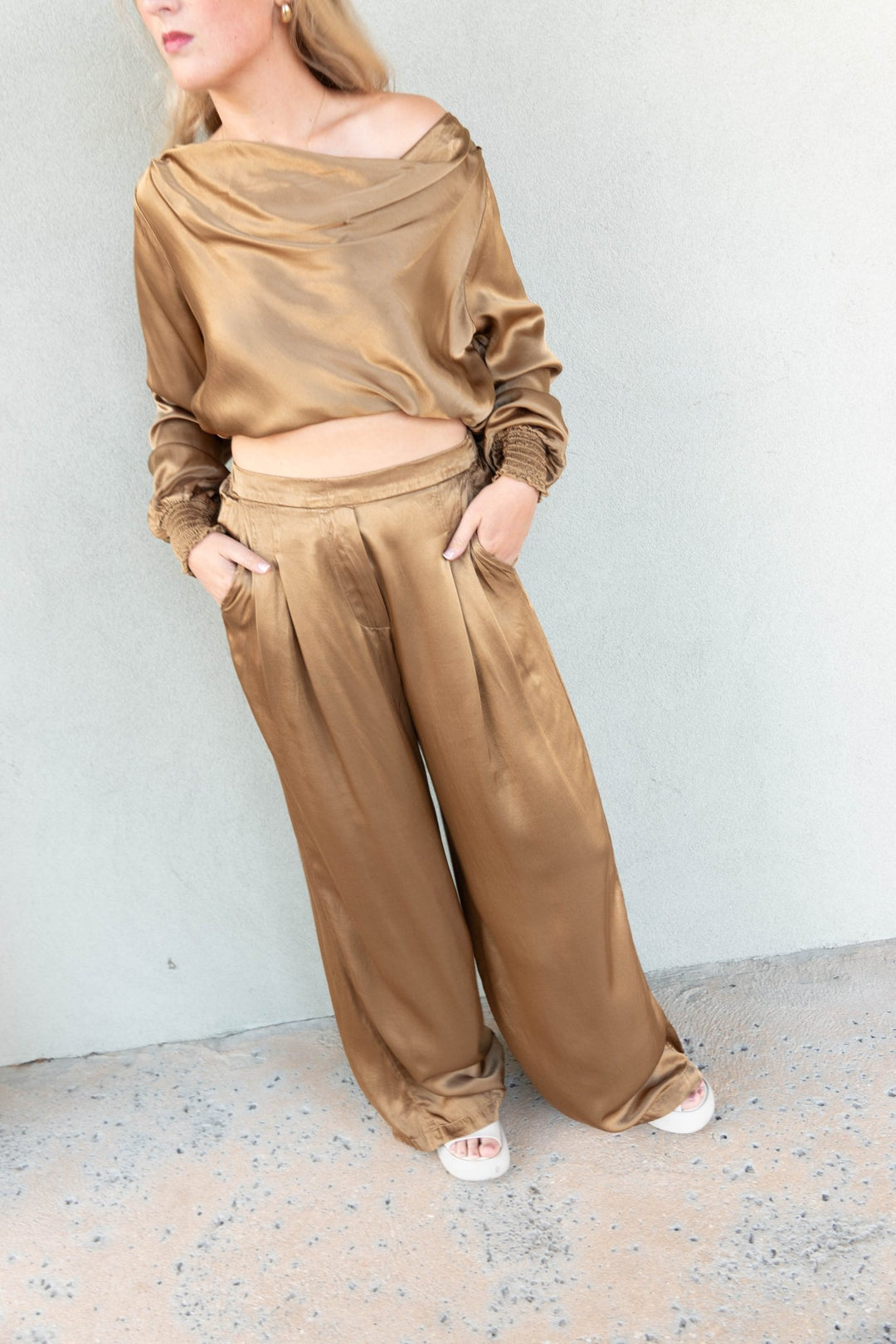 Margaret Smocked Sleeve Bubble Hem Top - Gold - Jaffi&