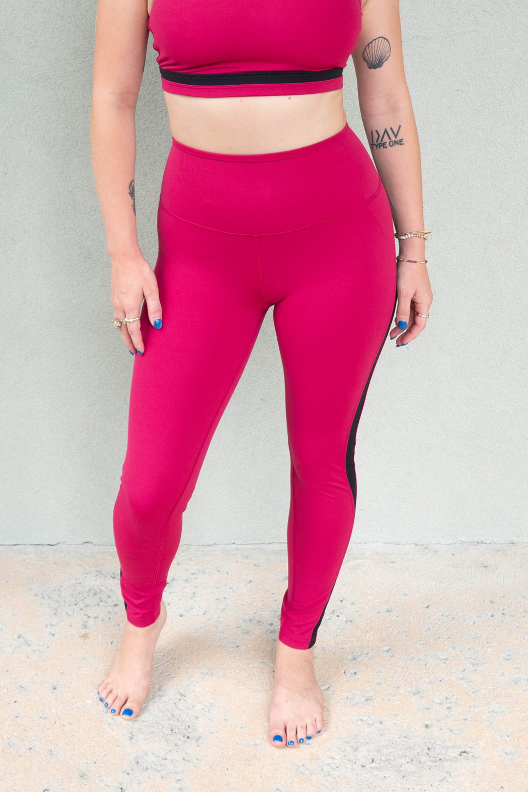 Miles High Waist Rigor 7/8 Legging - Sangria/Black - Jaffi&