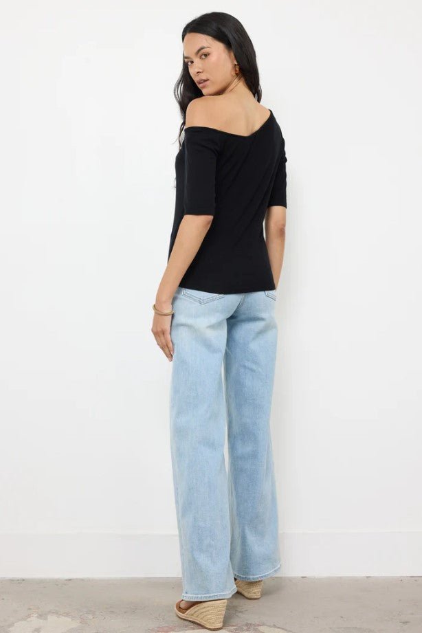 Mira Off the Shoulder Top - Black - Jaffi's