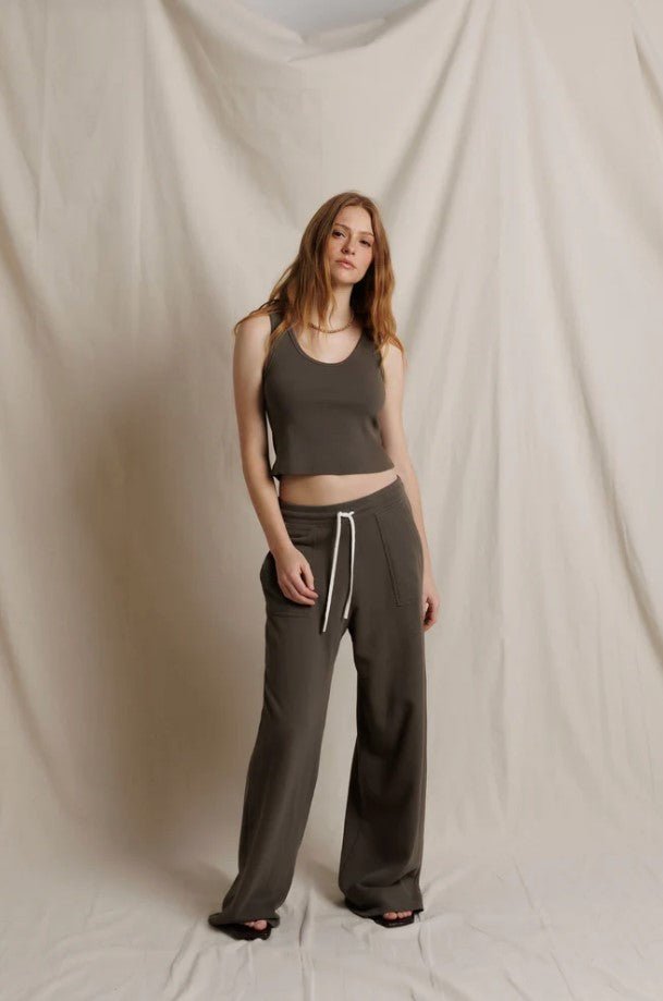 Noa French Terry Pocket Pant - Dark Olive - Jaffi&