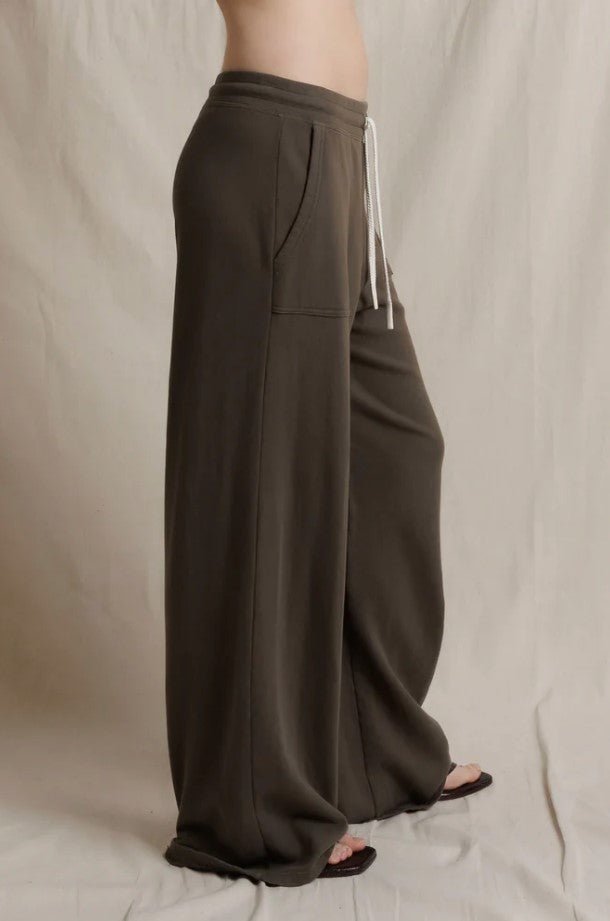 Noa French Terry Pocket Pant - Dark Olive - Jaffi&