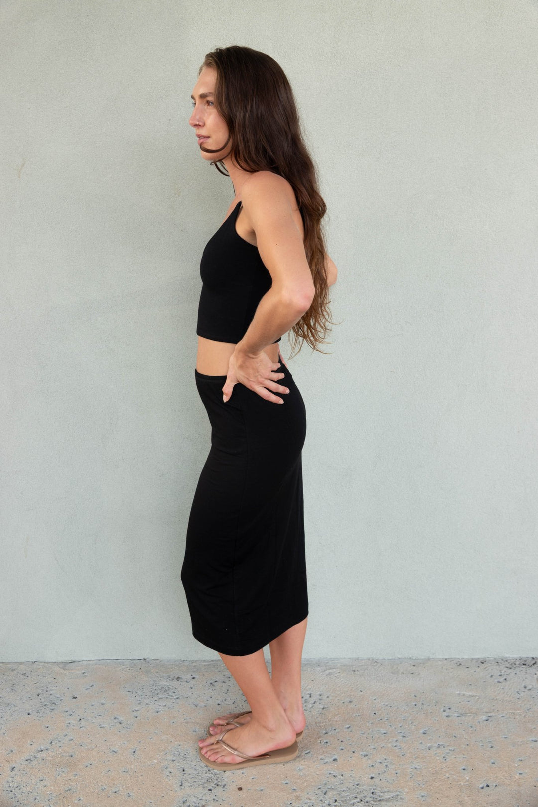 Noor Midi Skirt - Black - Jaffi's