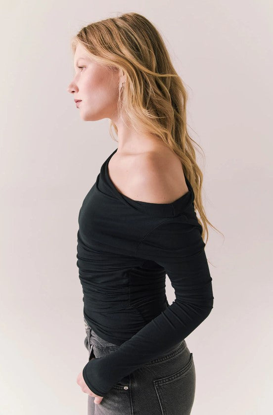 Black Ivy Long Sleeve Top