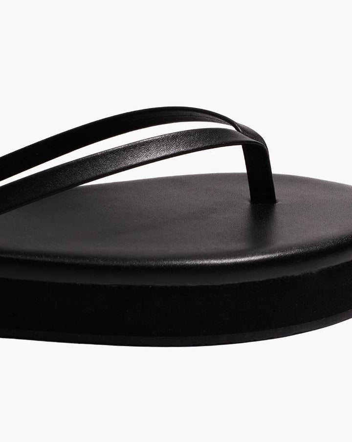 Platform Lily Flip Flop - Black - Jaffi's