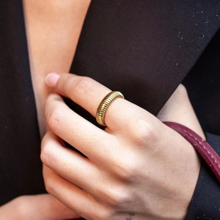 Reign Ring