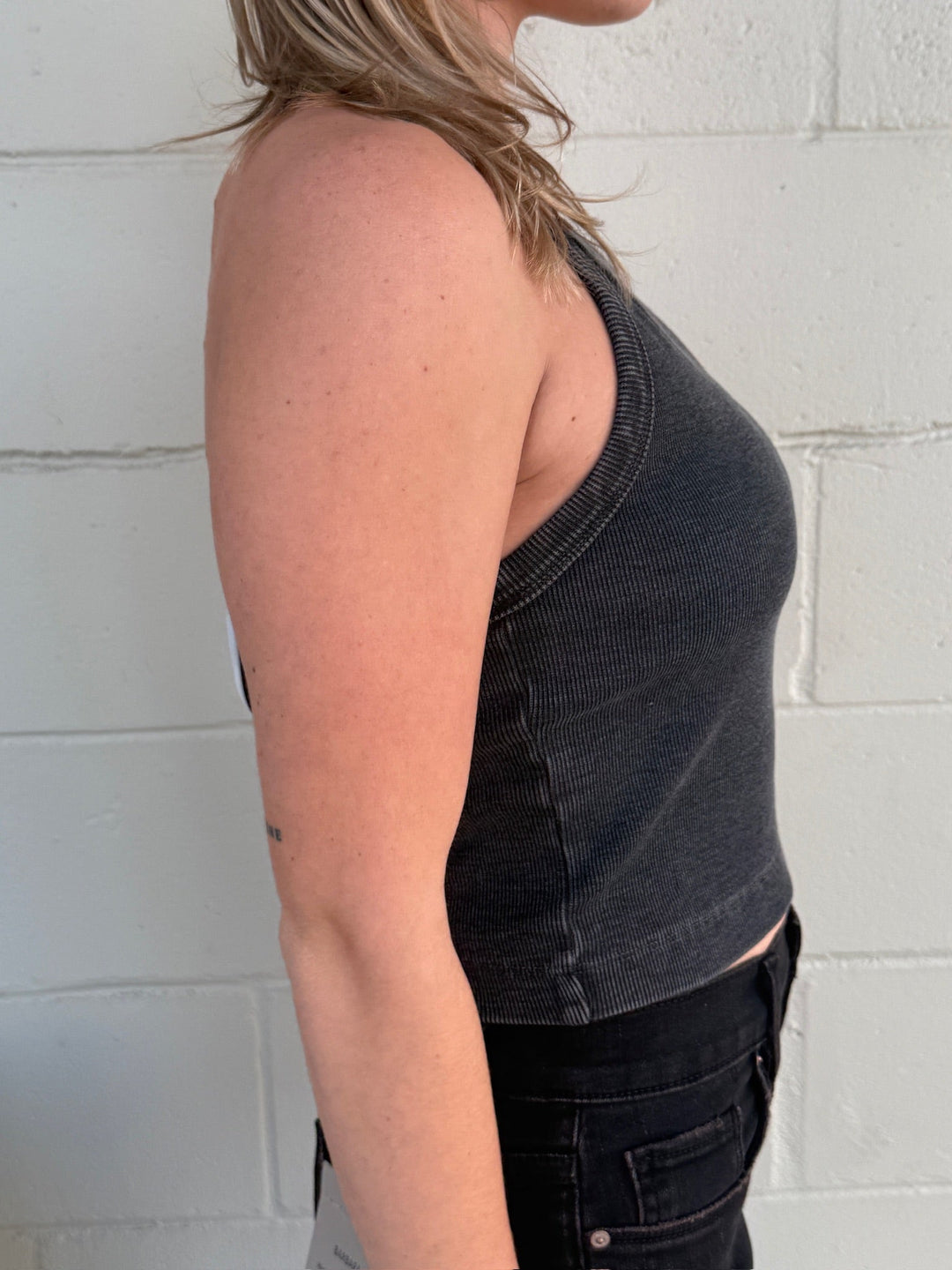 Rib High Neck Crop Tank - Black - Jaffi's