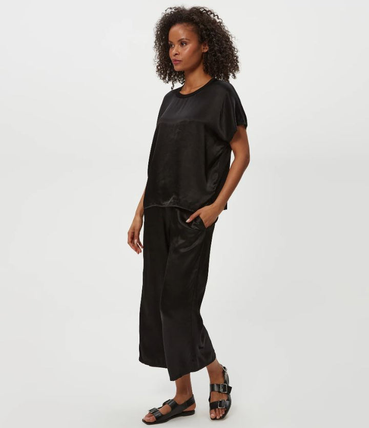 Sacha Cropped Satin Pant - Black