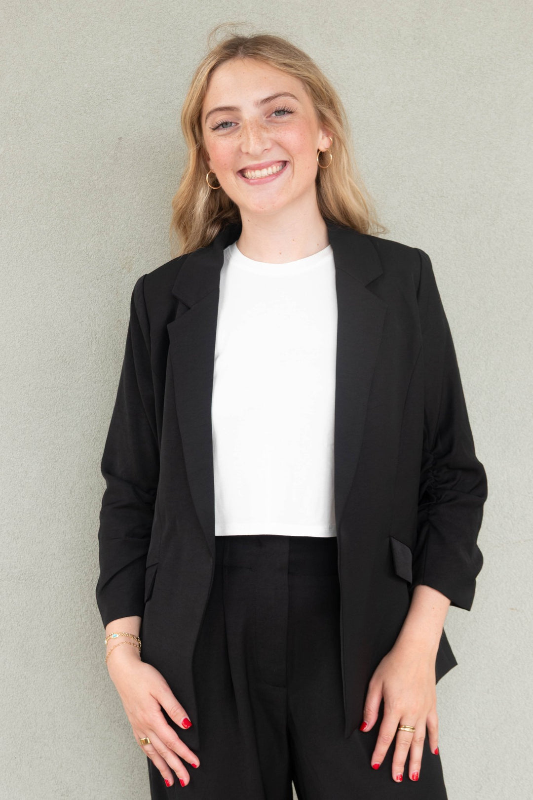 Silky Scrunch Sleeve Blazer - Black - Jaffi's