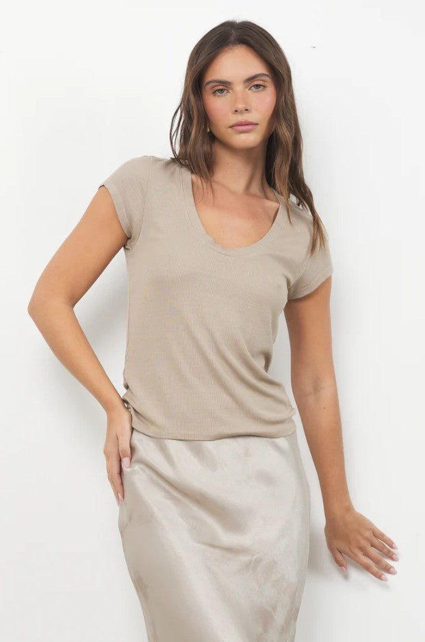 Oak Bark Skye Tee