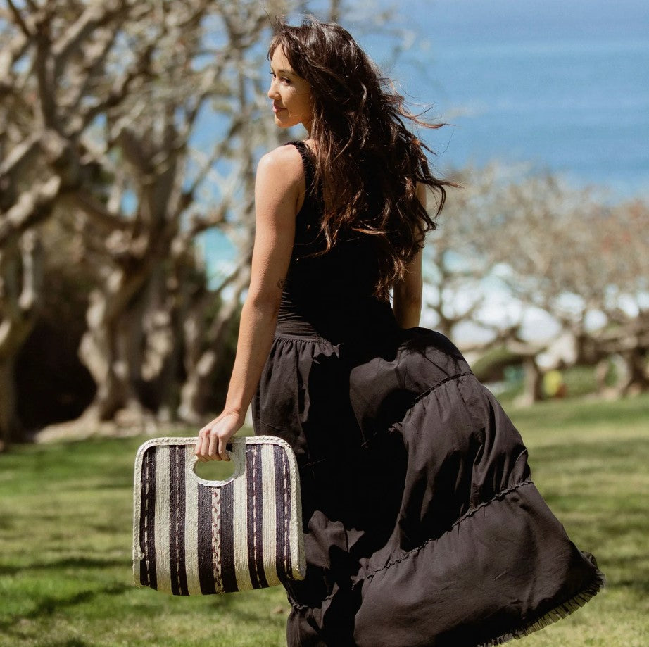 Square Straw Beach Tote - Black/Natural
