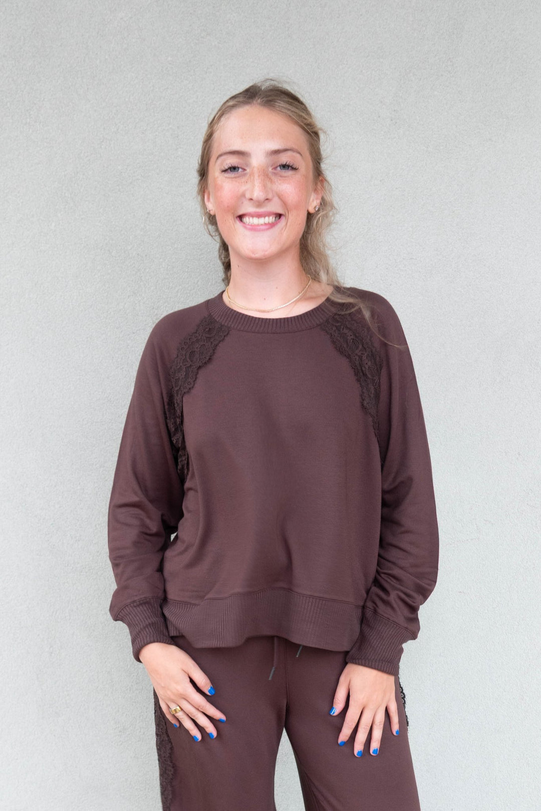 Supersoft Lace Trim Crew - Java - Jaffi's