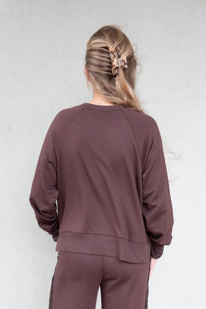 Supersoft Lace Trim Crew - Java - Jaffi&