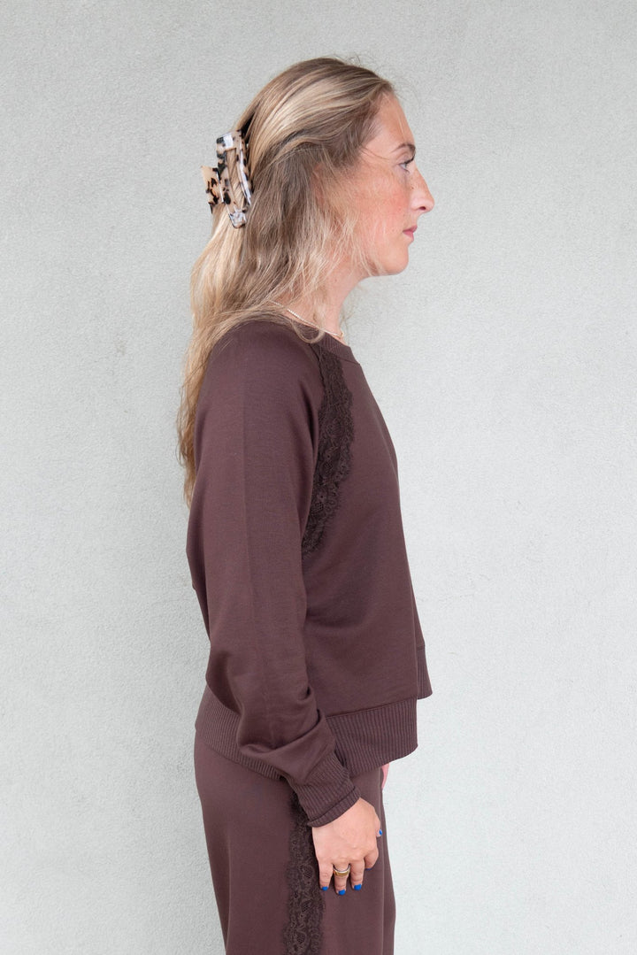 Supersoft Lace Trim Crew - Java - Jaffi&