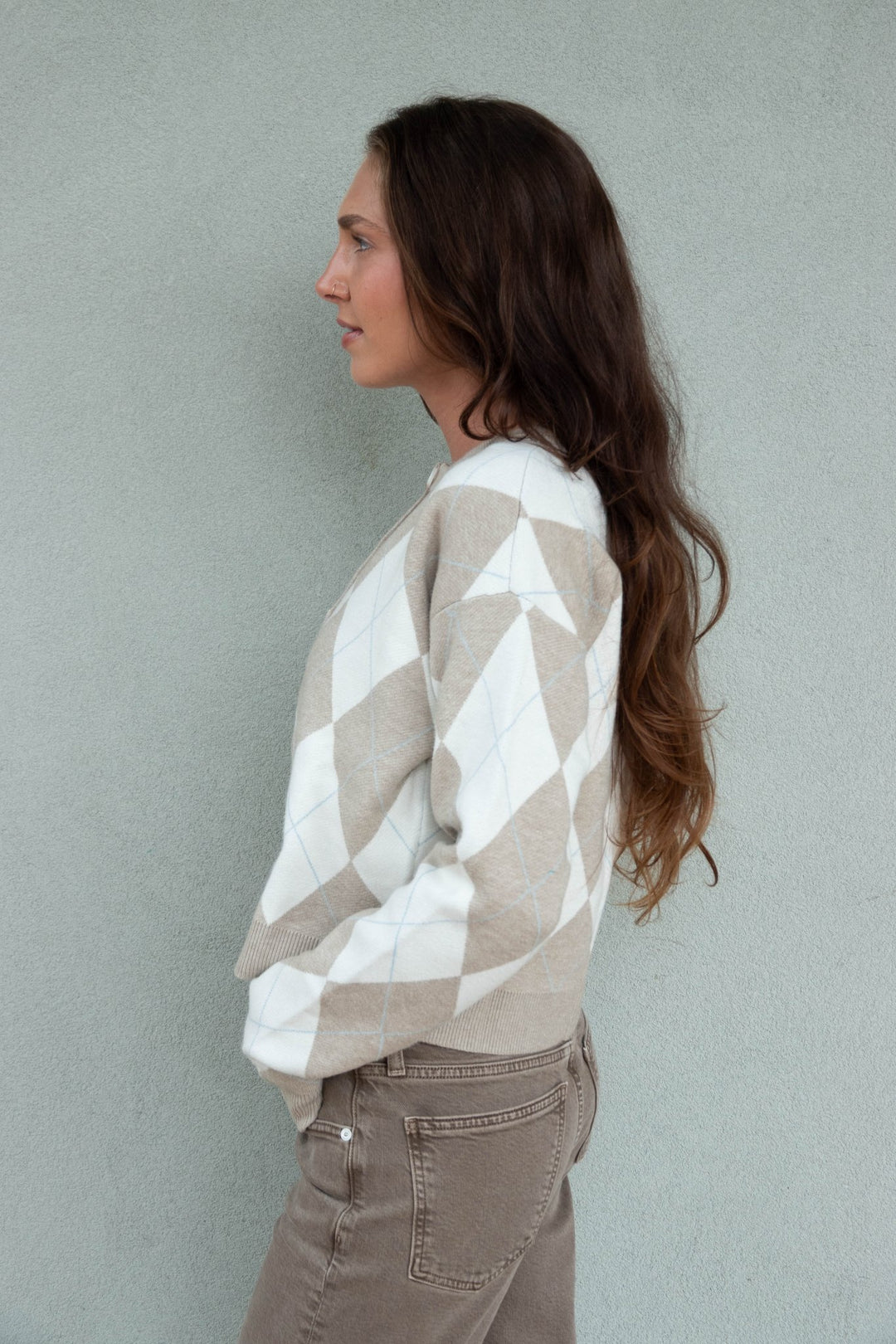 Throw On Cardigan - Neutral Argyle Knit - Jaffi&