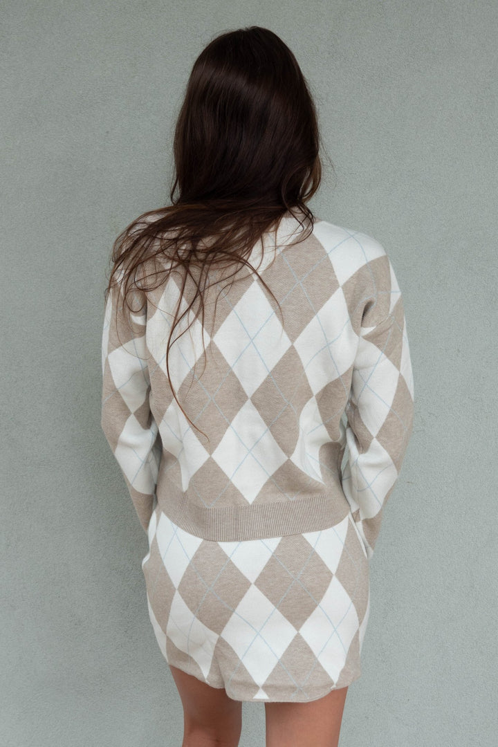 Throw On Cardigan - Neutral Argyle Knit - Jaffi&