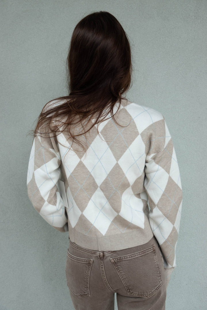 Throw On Cardigan - Neutral Argyle Knit - Jaffi&