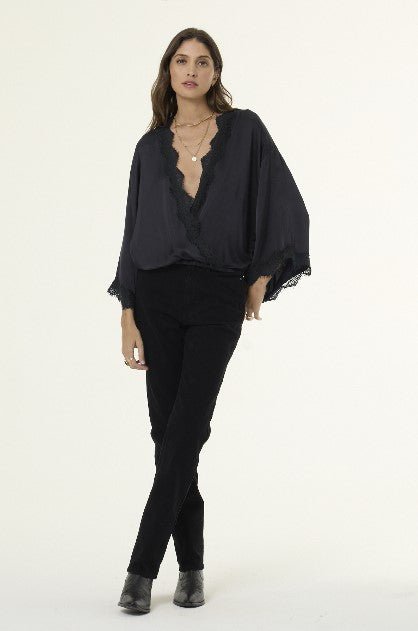 Tia Lace Top - Black - Jaffi's