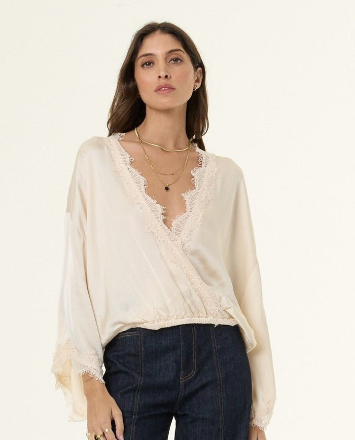 Tia Lace Top - Chalk - Jaffi&